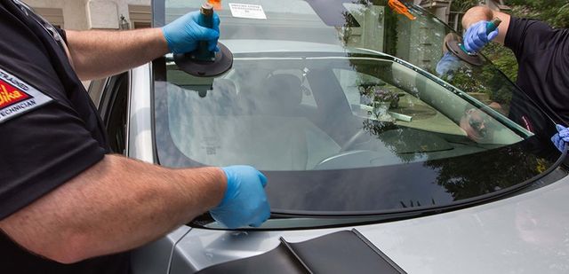 mobile car windshield replacement near me